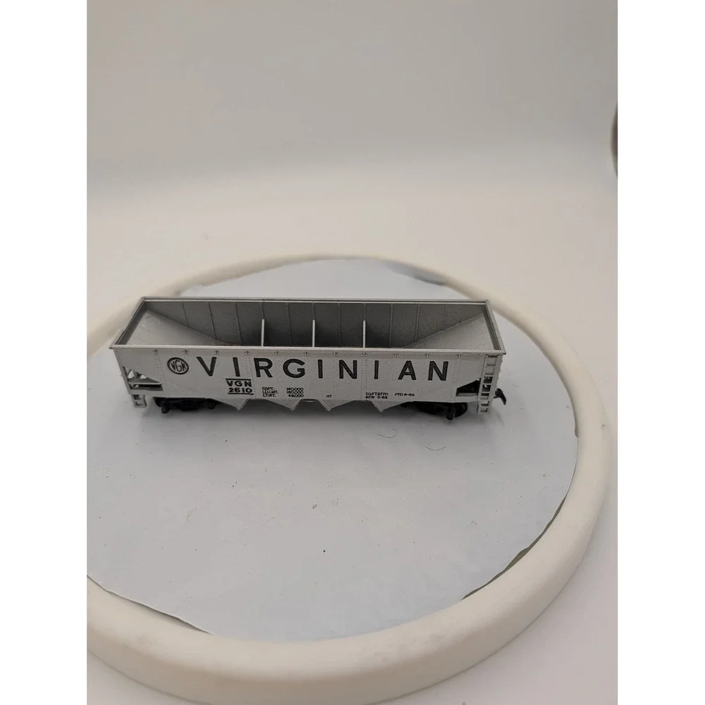 Virginian‎ Railway VGN 2610 HO Scale Triple Hopper Boxcar Silver Rolling Stock